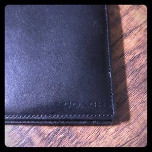 Men’s Coach black leather wallet